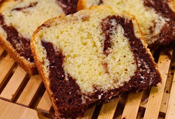 Você está procurando uma receita de bolo frapê que seja deliciosa, fácil de fazer e que vai bem a qualquer hora do dia? 
