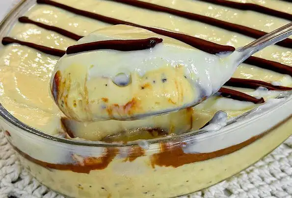 Descubra a receita do Marido Gelado mais fácil e saborosa da internet! Essa sobremesa irresistível vai te conquistar com suas camadas cremosas e sabor intenso.