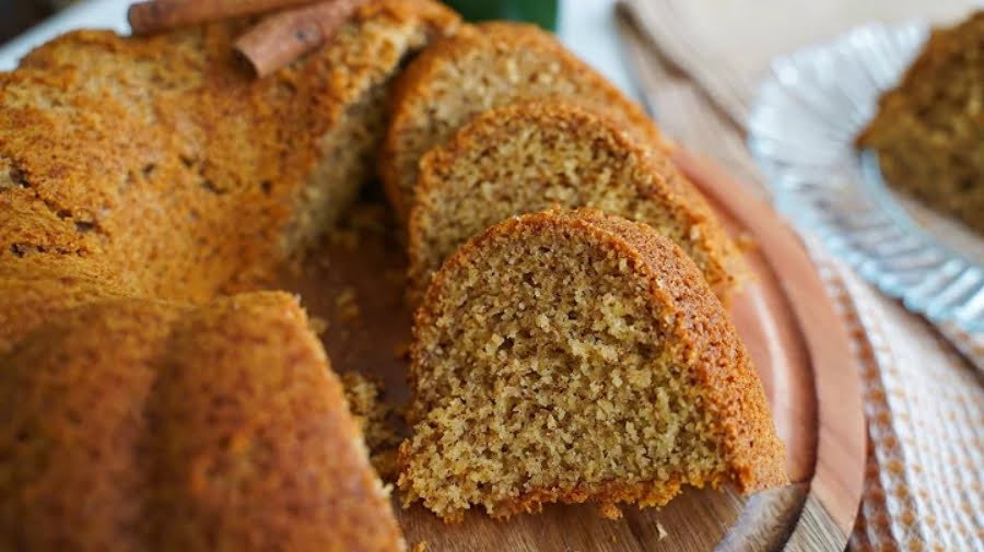 Quer uma receita de bolo saudável e deliciosa? Nosso bolo de aveia com mel é perfeito para você! Fácil de fazer e ideal para quem busca opções sem glúten.