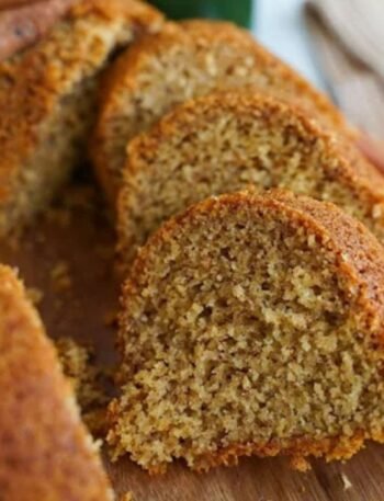 Você duvida que um bolo sem farinha, açúcar, leite e óleo possa ser fofinho e delicioso? Clique e veja a receita do Rodrigo Zilio que provou o contrário!
